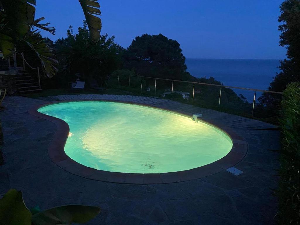 Villa les Alizés Le Le Rayol-Canadel-sur-Mer Exterior foto